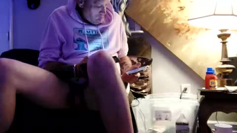 sayhi2mylilguy online show from November 8, 6:13 am