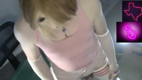 Cait or Caitlin online show from April 8, 5:51 am