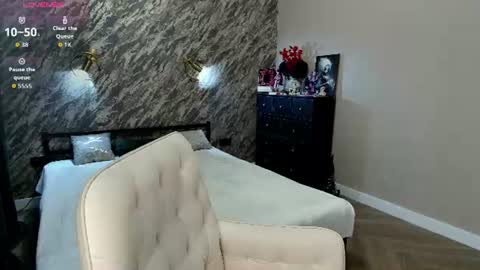 Snapshot of saykoblade chatting on July 7, 2:03 am Anges online show from July 7, 2:03 am