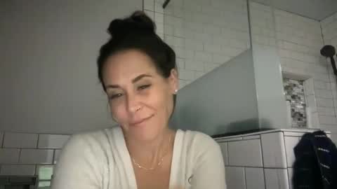 Snapshot of sayplsgdgrl chatting on November 25, 3:56 pm Good Girls Say Please...and Thank You online show from November 25, 3:56 pm