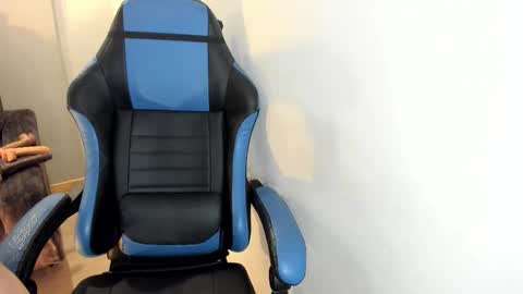 scarbadgirl_ online show from November 24, 3:28 am