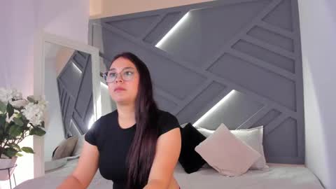 Snapshot of scarleett__1 chatting on June 3, 12:41 pm scarleett__1 online show from June 3, 12:41 pm