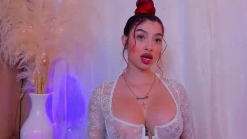 scarleett jones online show from October 22, 11:15 pm