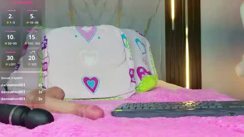 scarleht_blonde online show from June 11, 12:32 am