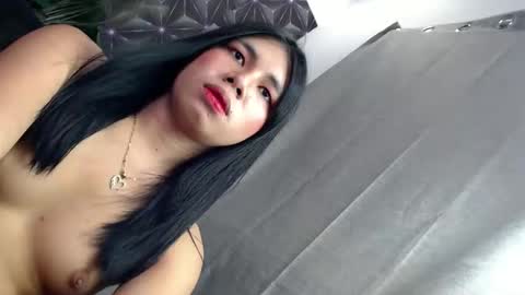 scarlet_111 online show from May 4, 11:34 pm