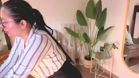 scarlet__15 online show from March 13, 1:40 pm