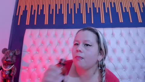 Snapshot of scarlet_fx chatting on September 8, 7:35 pm Scarlet online show from September 8, 7:35 pm