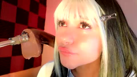 scarlet_gold online show from October 16, 3:29 am