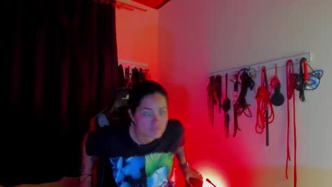 scarlet taylor kennedy online show from November 28, 7:05 pm