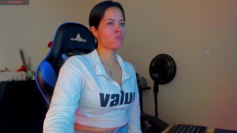 scarlet taylor kennedy online show from February 20, 7:47 pm