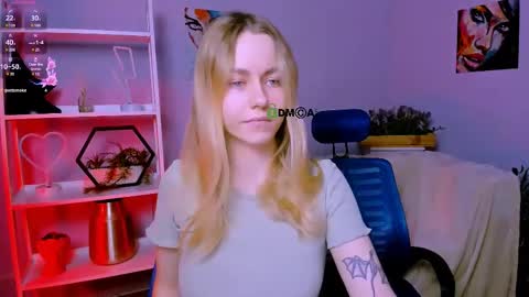 Snapshot of scarlet_mooore chatting on March 1, 12:17 am scarlet PVT is open online show from March 1, 12:17 am