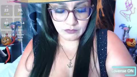 Scarlet Ray  online show from October 31, 1:45 pm