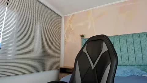 Scarlet  online show from February 26, 12:14 pm