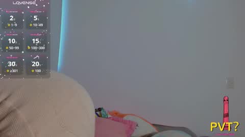 Scarlet  online show from October 20, 9:26 pm