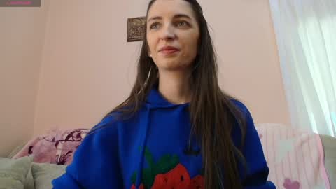 Scarlet online show from April 25, 10:40 am