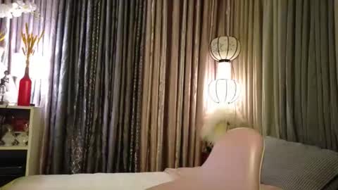 scarlet online show from November 24, 9:09 am