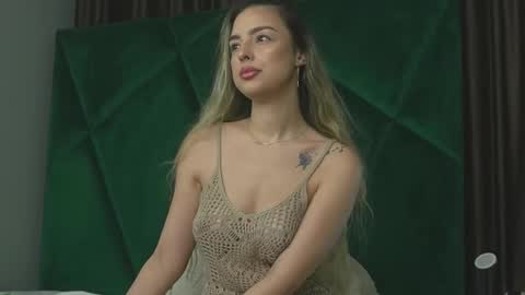 Scarlet online show from October 20, 11:05 pm