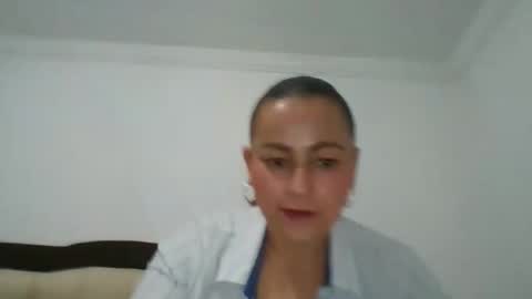 Snapshot of scarletglow1 chatting on December 5, 12:08 am scarletglow1 online show from December 5, 12:08 am