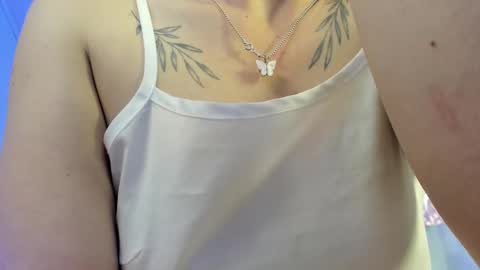 Scarlet  online show from November 29, 6:49 am