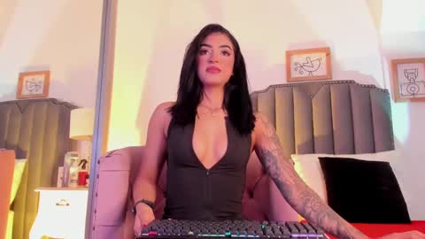              online show from February 21, 11:33 am