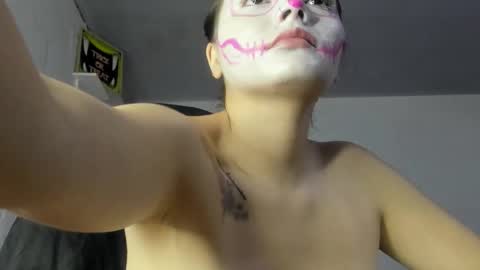 Snapshot of scarleth_owens1 chatting on October 24, 2:30 am online show from October 24, 2:30 am