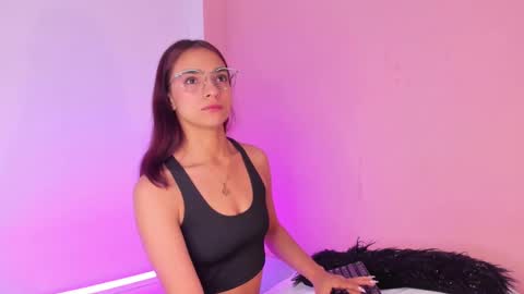 I am  Scarleth  Check mi profile online show from January 4, 12:05 pm