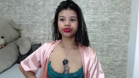 scarletht online show from September 27, 11:59 am
