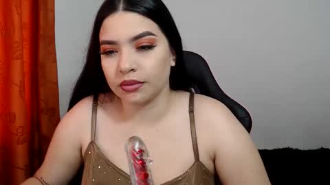 Snapshot of scarletlux_ chatting on February 17, 5:08 pm Scarlet online show from February 17, 5:08 pm