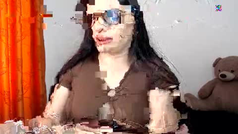 Snapshot of scarletlux_ chatting on March 19, 6:01 pm Scarlet online show from March 19, 6:01 pm