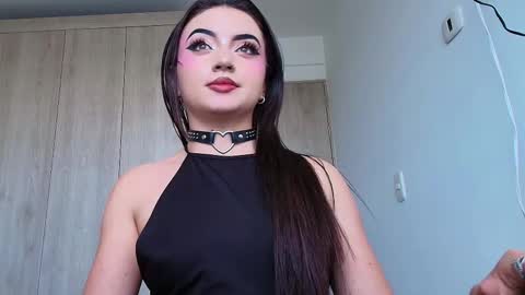 Snapshot of scarletmonroe1 chatting on February 20, 6:19 pm Scarlet online show from February 20, 6:19 pm