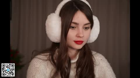 Scarlet online show from December 21, 7:21 pm