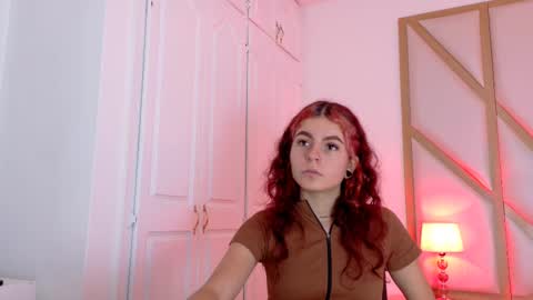 Snapshot of scarletpunk_ chatting on February 20, 2:57 pm Scarlet online show from February 20, 2:57 pm