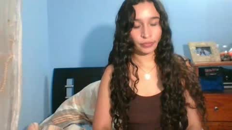 Snapshot of scarletscott_ chatting on December 12, 2:15 am Nataly online show from December 12, 2:15 am