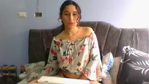 Snapshot of scarletscott_ chatting on December 14, 1:59 pm Nataly online show from December 14, 1:59 pm