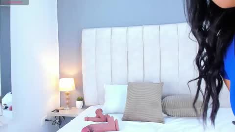 Scarlet online show from December 2, 4:07 am