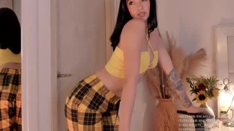 Snapshot of scarlett__baker11 chatting on February 11, 10:39 pm juli online show from February 11, 10:39 pm
