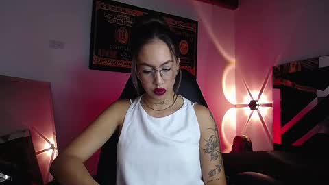 Scarlett online show from September 24, 2:31 pm