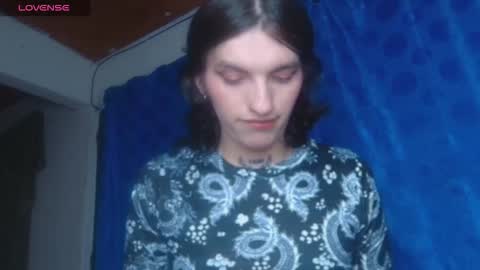 scarlet online show from November 7, 6:19 pm