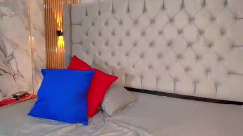 Mariana online show from January 7, 4:59 am