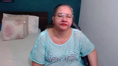 Snapshot of scarlett_duboi1 chatting on February 10, 1:43 am Scarlett online show from February 10, 1:43 am