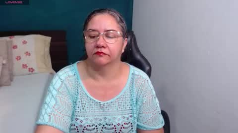 Snapshot of scarlett_duboi1 chatting on February 22, 1:29 am Scarlett online show from February 22, 1:29 am