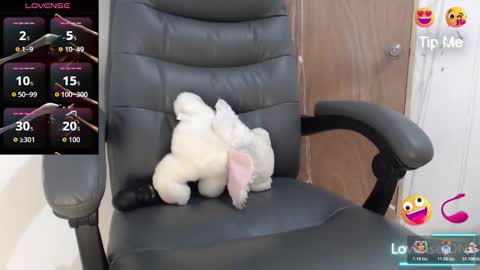 Snapshot of scarlett_liz chatting on November 6, 2:40 pm Scarlett online show from November 6, 2:40 pm