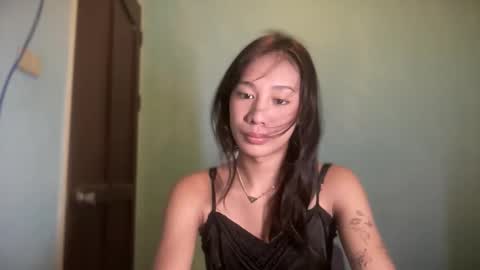 Scarlett online show from December 4, 4:38 pm