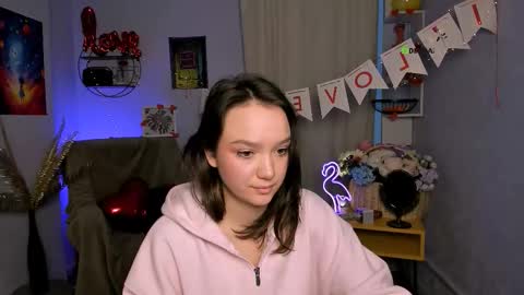 Scarlett online show from February 13, 7:15 am