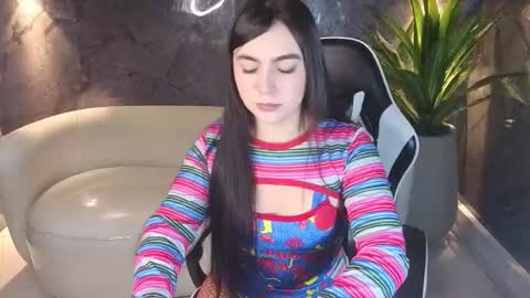 Scarlett online show from October 31, 1:23 pm