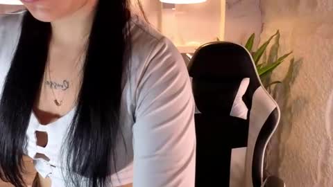 Scarlett online show from December 21, 12:45 pm