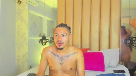 Scarlet and Alex online show from July 13, 1:14 pm