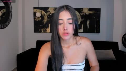 Snapshot of scarlettblaze1 chatting on December 5, 12:03 pm Sacrlett Blaze online show from December 5, 12:03 pm