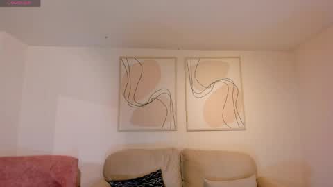 Sacrlett Blaze online show from April 8, 12:05 pm