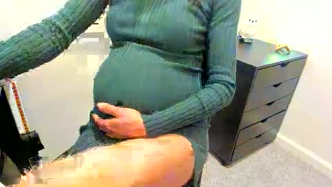 scarlettjennerr online show from April 23, 12:23 am